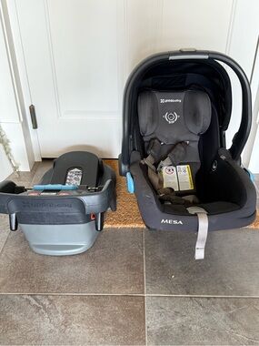 UPPAbaby Mesa Infant Car Seat & Base